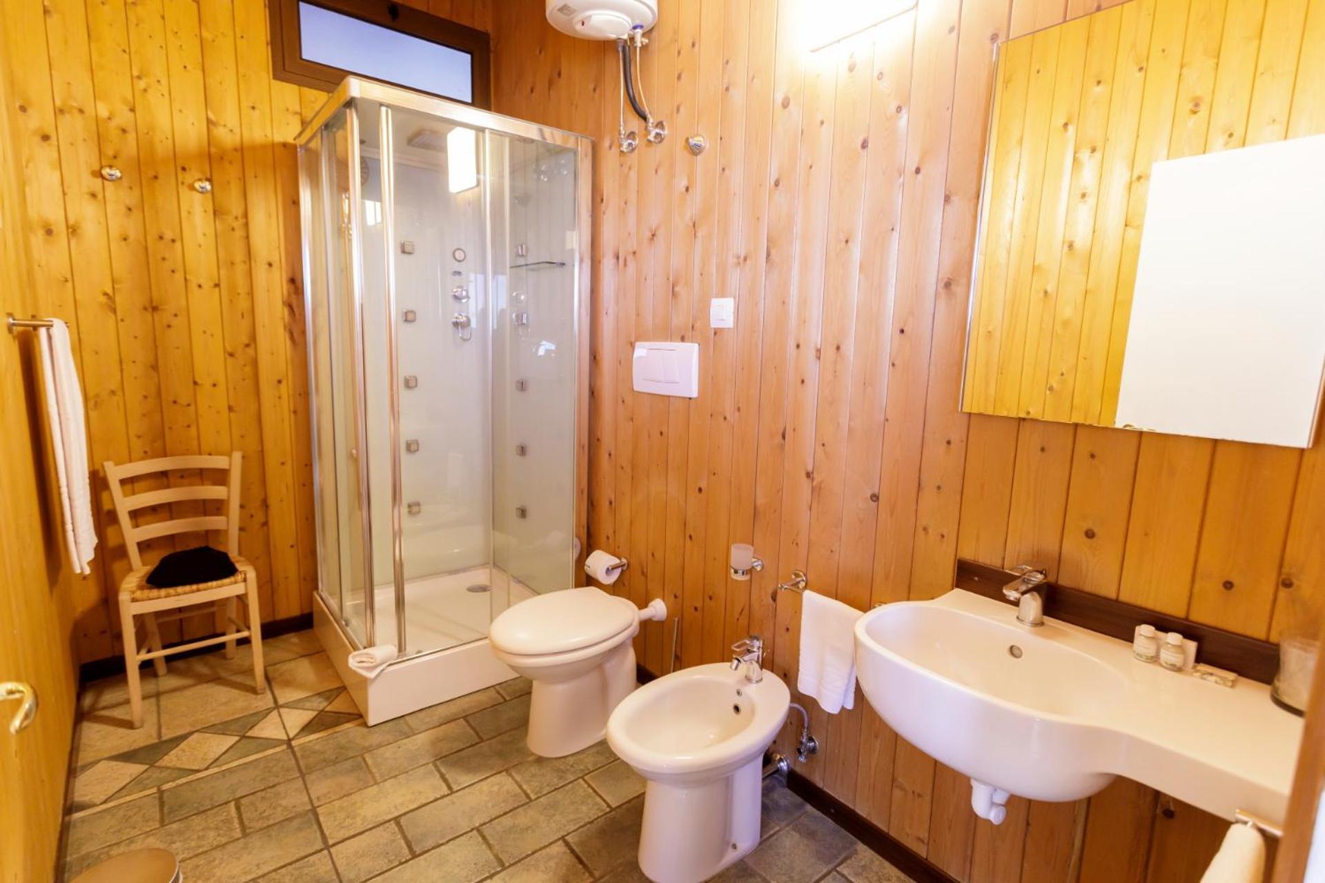 Hotel Corallo Santa Maria al Bagno Pokoj fotografie